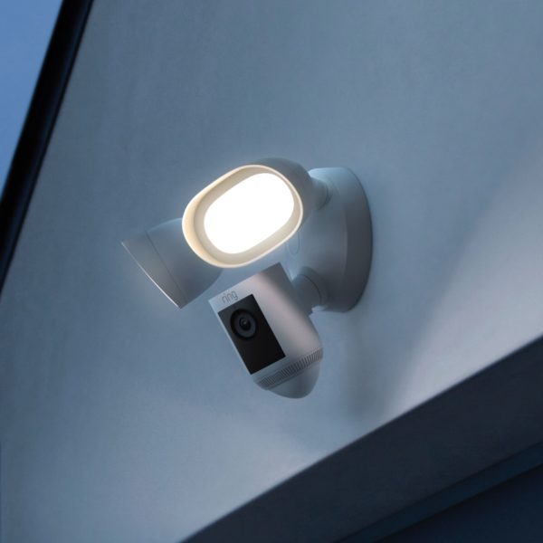 Ring Floodlight Cam Wired Plus with motion-activated 1080p HD video (WHITE) - Image 2
